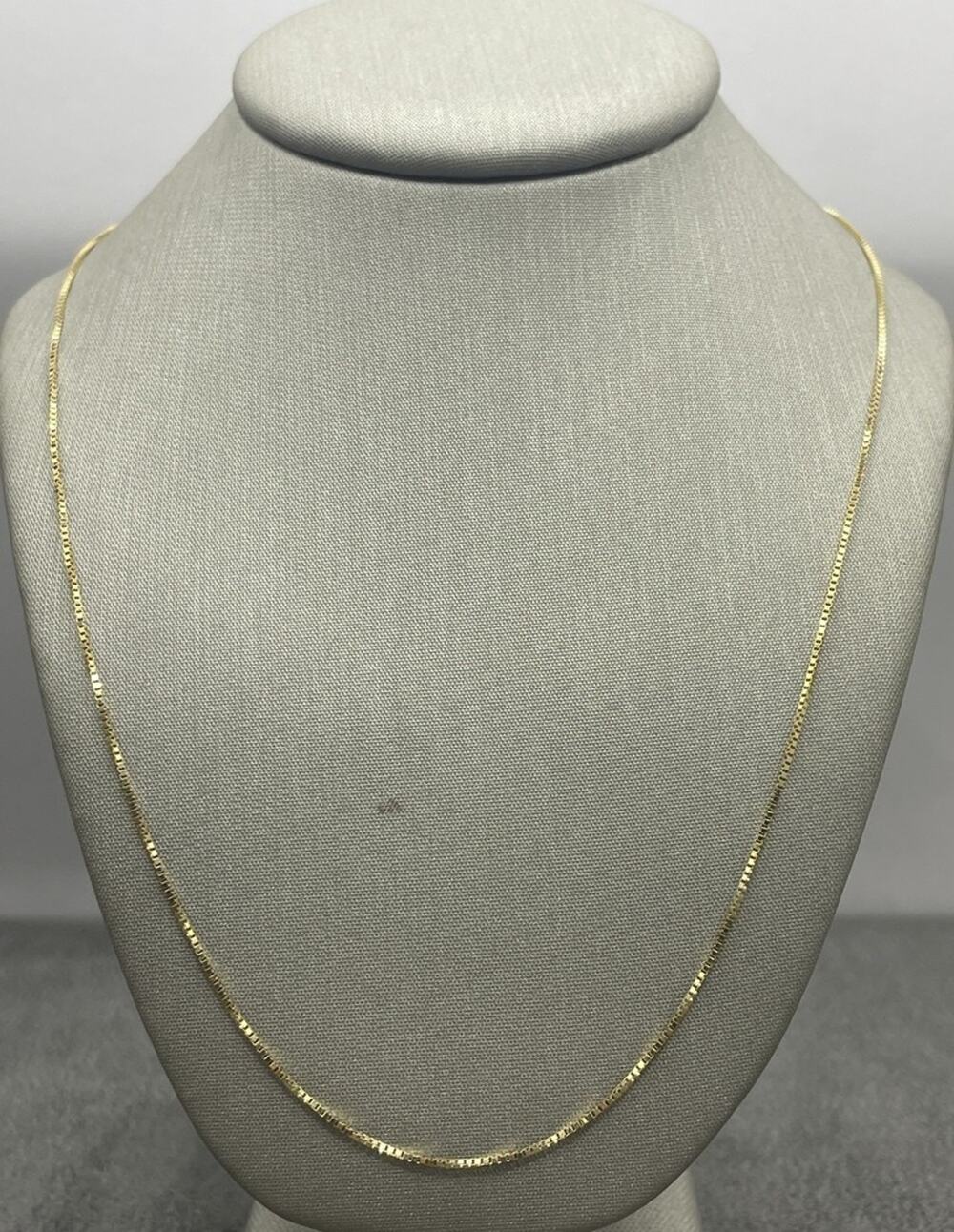 14K Yellow Gold Box Chain (27127)